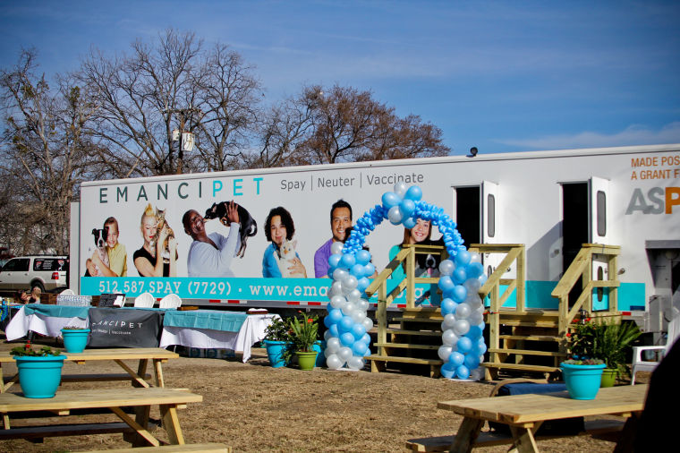 Emancipet grand opening